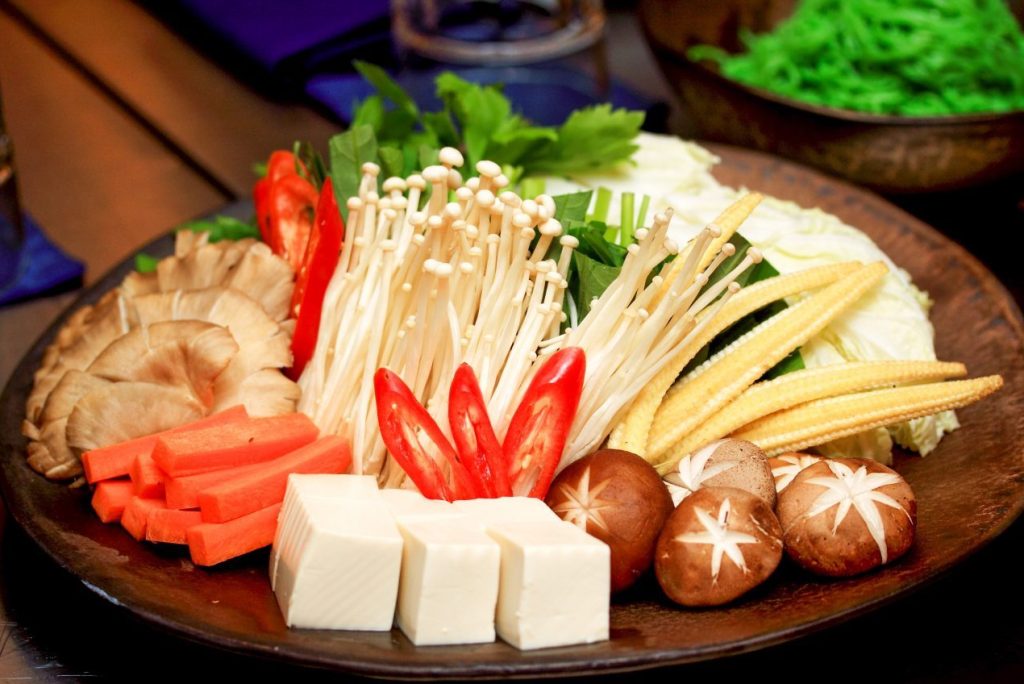 Thưởng thức nồi lẩu sôi sùng sục tại Hotpot Story Pearl Plaza, Quận Bình Thạnh