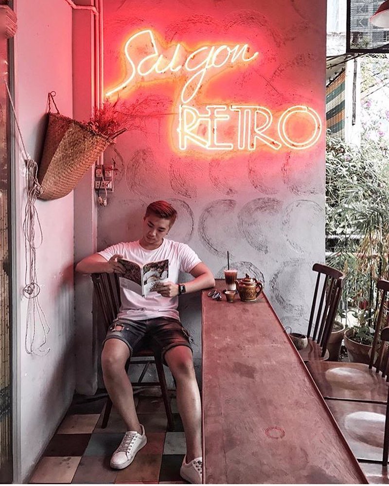 Một góc tại café Saigon Retro