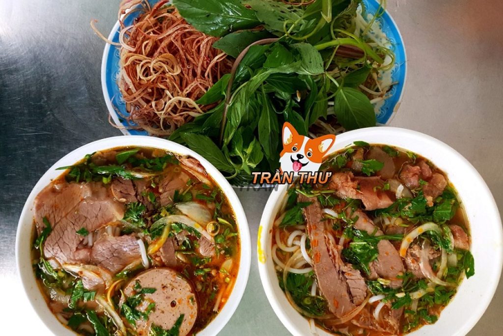 Bún bò Huế ăn là mê tại Hẻm 266 Tô Hiến Thành, Quận 10