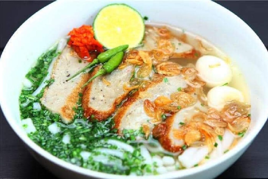 Bánh canh Phan thiết quê nhà ngon tại 124 Phạm Văn Đồng, Gò Vấp