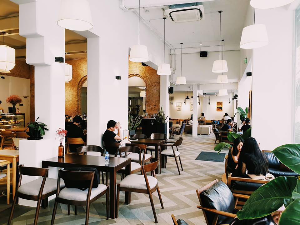The Running Bean - Quán cà phê nơi tránh nóng lý tưởng tại Quận 1 | Ăn Uống Sài Gòn