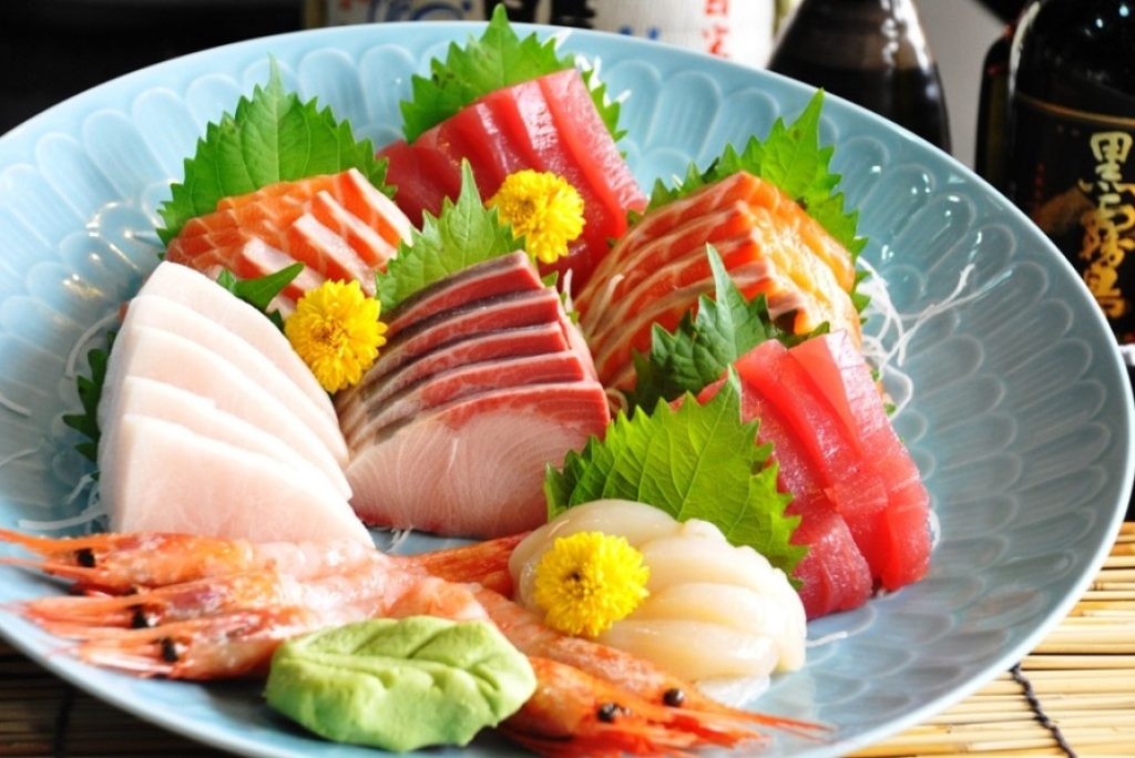 Sashimi – Quán ăn hương vị Nhật Bản, Ngon bổ rẻ tại 19/6 Nghĩa Phát Phường 6, Quận Tân Bình